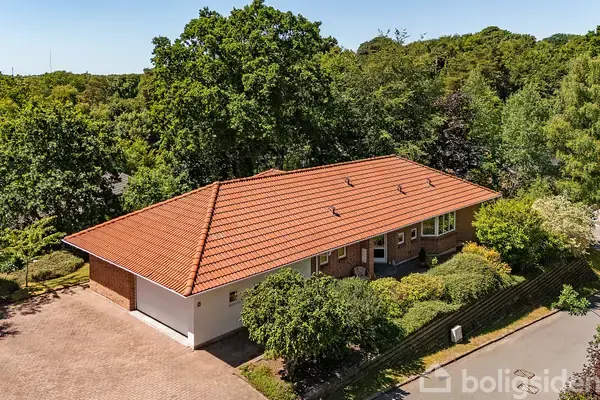 Villa på Skovvangsvej 4, 8370 Hadsten