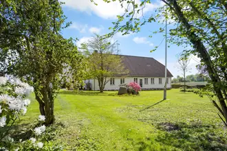 Villa på Ourevej 33, Oure, 5932 Humble