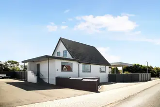 Villa på Hovedvejen 4, Tornby, 9850 Hirtshals
