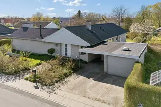 Villa på Nylandsvej 48, 8882 Fårvang