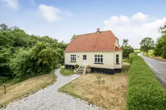 Villa på Øksenhøjvej 17, Lime, 8544 Mørke
