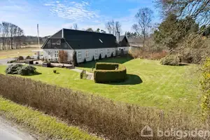 Landejendom på Allinggårdsvej 85, 8600 Silkeborg