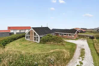 Fritidshus på Hyldevej 5, Lyngby, 9480 Løkken