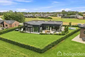 Villa på Vinkelgårdsvej 28, 6040 Egtved