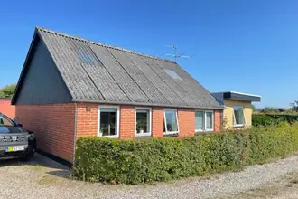 Villa på Rødtjørnevej 8, 8860 Ulstrup