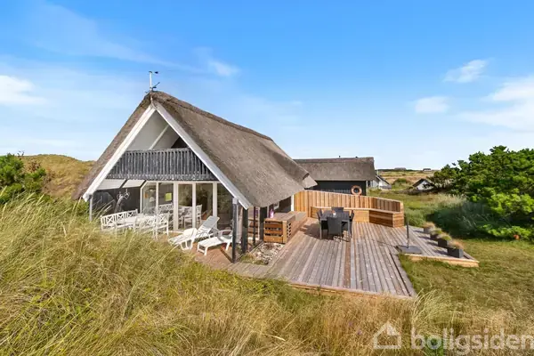 Fritidsbolig på Nymandsbjerg 10, 6960 Hvide Sande
