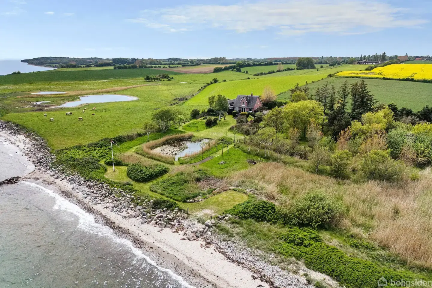 Helårsbolig / fritidsbolig med 180 graders panoramahavudsigt …