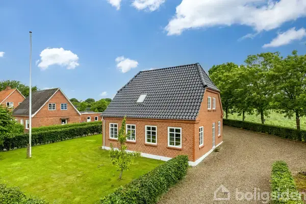 Villa på Smedegade 2, 6535 Branderup J