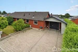 Villa på Gøgevej 8, 8723 Løsning