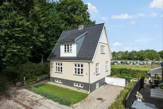 Villa på Slotsbakkevænget 17, 5000 Odense C