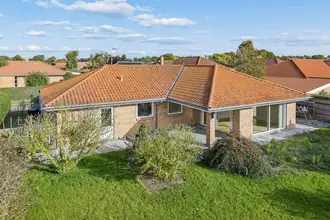 Villa på Pandebjergvej 106, 4800 Nykøbing F