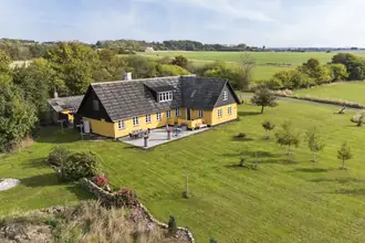 Villa på Ugleengevejen 6, Aakirkeby, 3720 Aakirkeby