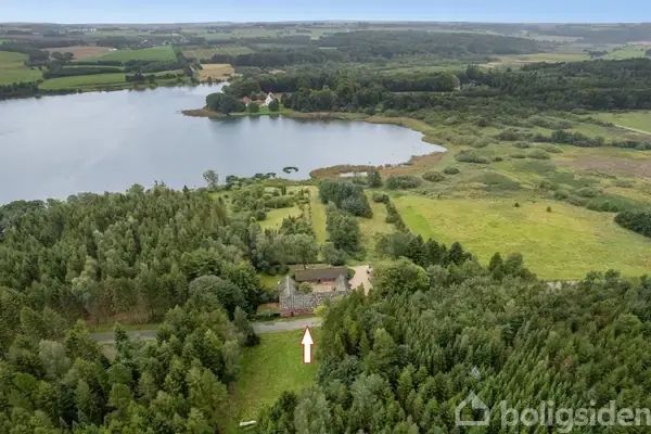 Landejendom på Vinderslevholmvej 58, 8620 Kjellerup