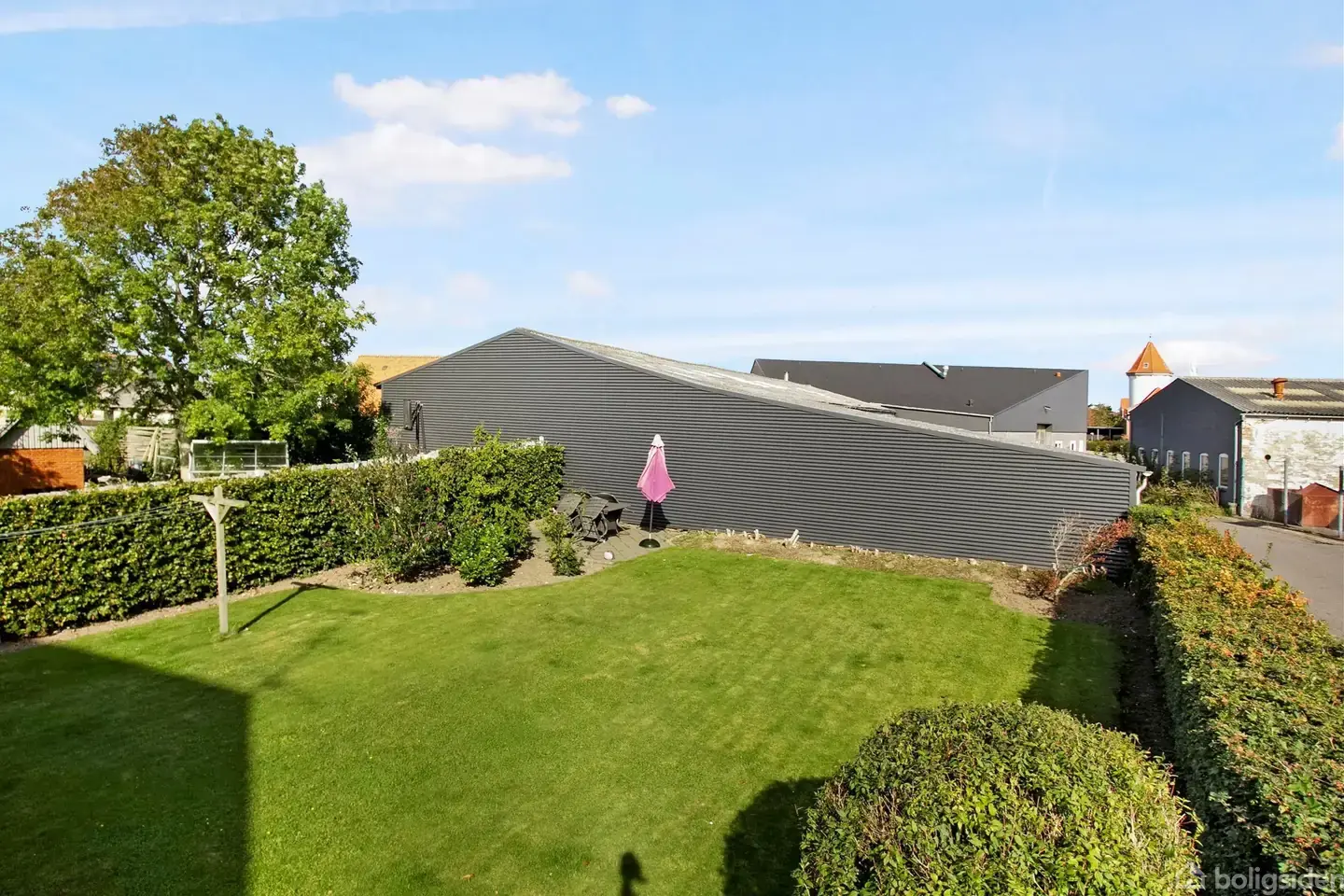 Veldisponeret familievilla på central adresse - Visning 3