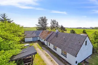 Landejendom på Allingdamvej 149, Bjergby, 9800 Hjørring
