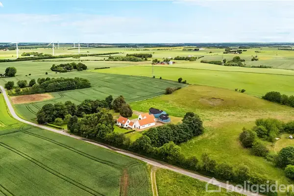 Landejendom på Møllevej 7, 8370 Hadsten