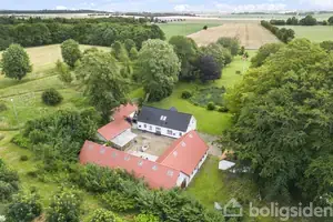Landejendom på Nordlysvej 11, 9240 Nibe
