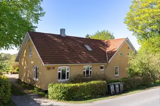 Villa på Postvej 65, Foldby, 8382 Hinnerup