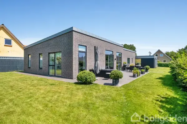 Moderne familievilla i Lystrup