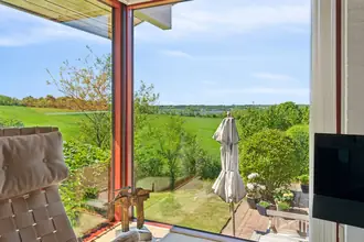 Villa på Trenmosevej 6, Knudby, 8831 Løgstrup