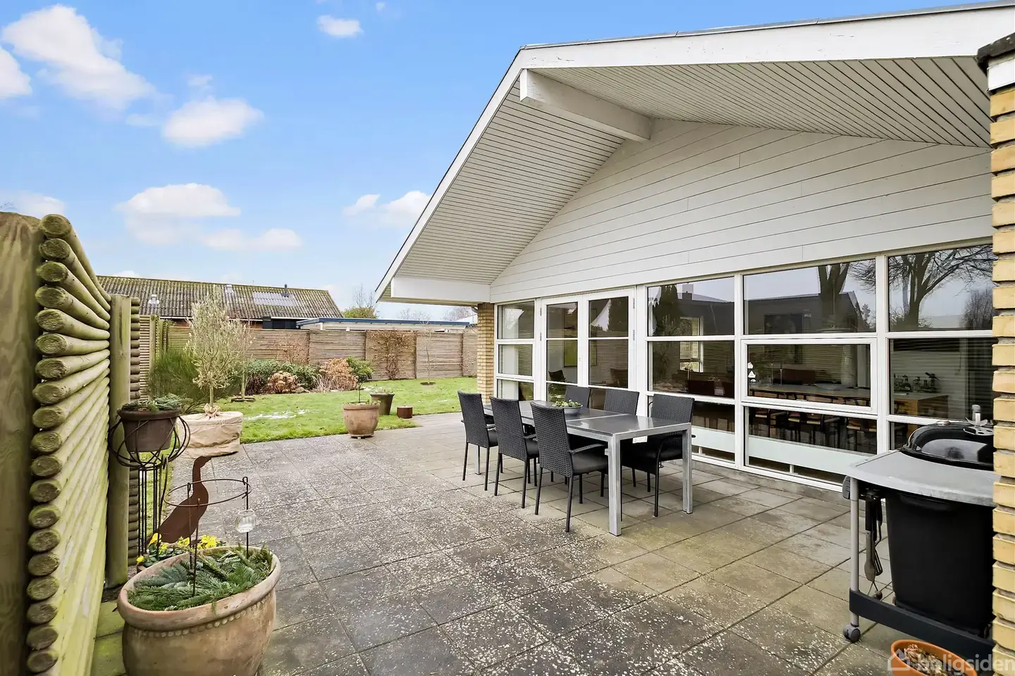 Lys og skøn etplansvilla med super beliggenhed og planløsning