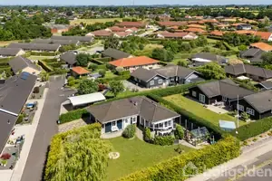 Villa på Dahliaparken 4, 4420 Regstrup