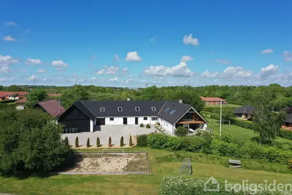 Villa på Stenildhøjvej 57, 9600 Aars