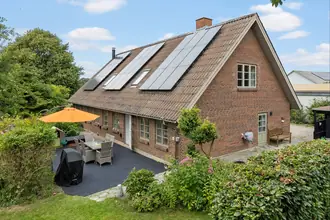 Villa på Sandvej 31, Svenstrup, 6430 Nordborg