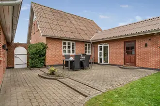 Villa på Lykkesvej 1, 6800 Varde