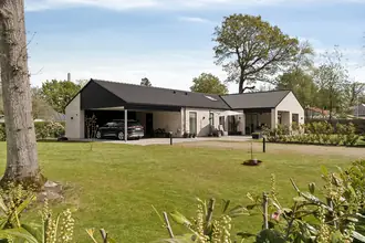 Villa på Hedevangsvej 1, 8250 Egå