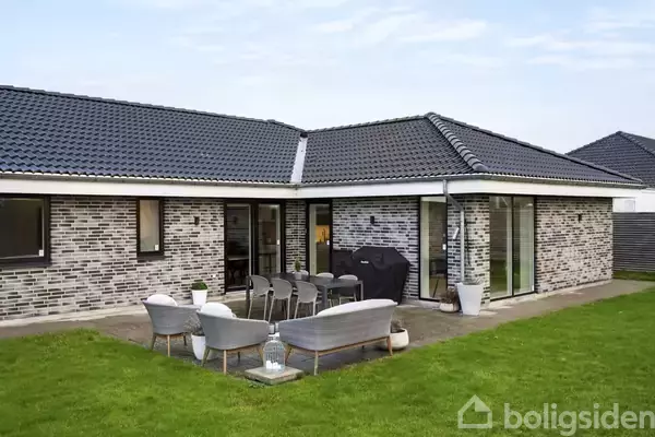 Villa på Lagesminde Allé 6A, 2660 Brøndby Strand