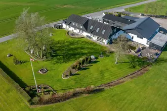 Landejendom på Højstrupvej 4, 9750 Østervrå
