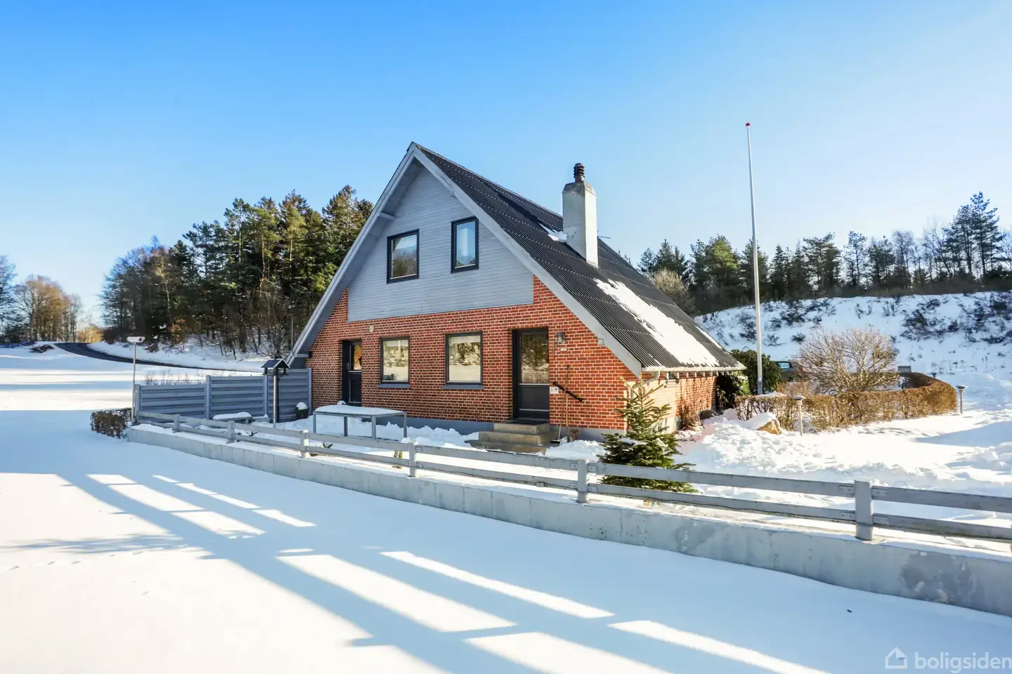 Landejendom på Dorfgade 38, 9330 Dronninglund