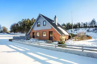 Landejendom på Dorfgade 38, 9330 Dronninglund