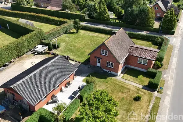 Villa på Søndermarksvej 13+11, 9500 Hobro