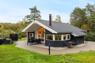 Fritidshus på Fuglebakkevej 69, Tirstrup, 8400 Ebeltoft