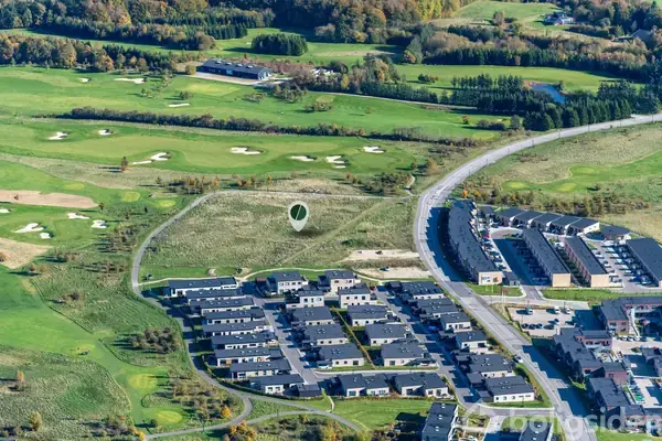 Helårsgrund på Bredhøj Allé 4, 8680 Ry