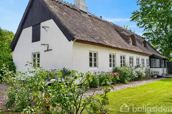 Villa på Munkerup Strandvej 70, 3120 Dronningmølle