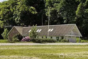 Landejendom på Møllevej 1, 6670 Holsted