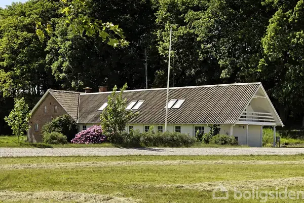 Landejendom på Møllevej 1, 6670 Holsted