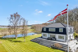 Villa på Hobrovej 217, Gravlev, 9520 Skørping