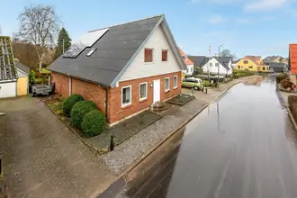 Villa på Styrtom Bygade 16, Styrtom, 6200 Aabenraa