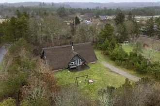 Fritidshus på Hennebysvej 52, 6854 Henne