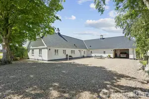 Landejendom på Lyngbro 10, 7950 Erslev