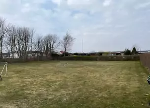 Helårsgrund på Bygmarken 32, 9670 Løgstør