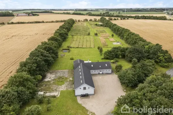 Landejendom på Puggårdsvej 24, 6690 Gørding