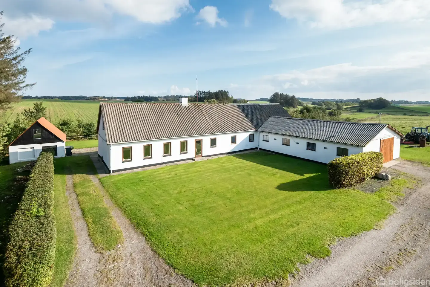 Landejendom på Brogårdsvej 112, 9830 Tårs