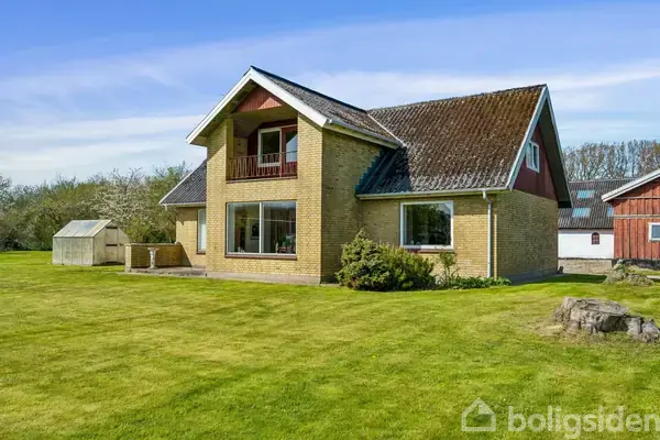 Landejendom på Rakkebyvej 114, 9800 Hjørring
