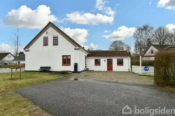 Villa på Brandevej 1, 7323 Give