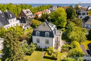 Villa på Jacobsens Alle 10, 2900 Hellerup